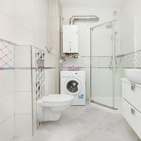 Komfortowy Apartament Z Tarasem Blisko Plazy Z Dodatkowymi Udogodnieniami W Pobierowie By Noclegi Renters