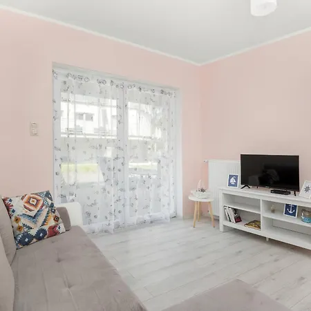 Komfortowy Apartament Z Tarasem Blisko Plazy Z Dodatkowymi Udogodnieniami W Pobierowie By Noclegi Renters Lejlighed Pobierowo
