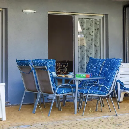 Lejlighed Komfortowy Apartament Z Tarasem Blisko Plazy Z Dodatkowymi Udogodnieniami W Pobierowie By Noclegi Renters