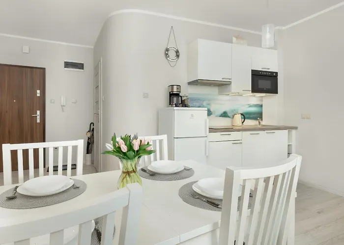 Lesna - Basen & Kort Tenisowy - Z Parkingiem I Tarasem By Rent Like 波别罗沃