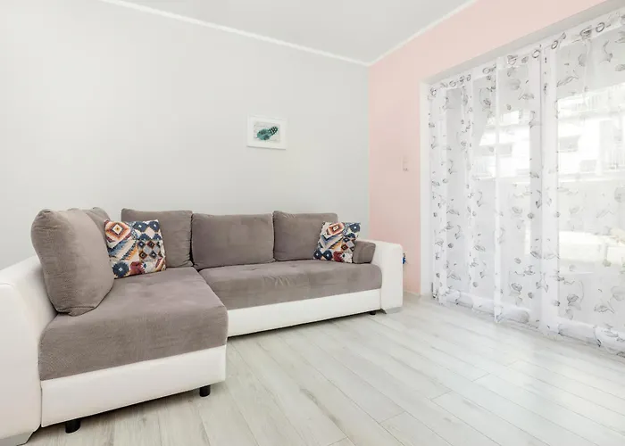 Lesna - Basen & Kort Tenisowy - Z Parkingiem I Tarasem By Rent Like 公寓 波别罗沃