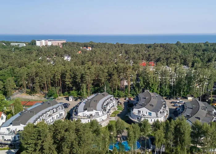 公寓 Lesna - Basen & Kort Tenisowy - Z Parkingiem I Tarasem By Rent Like 波别罗沃